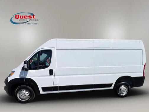 WHITE 2025 RAM ProMaster 2500 Tradesman