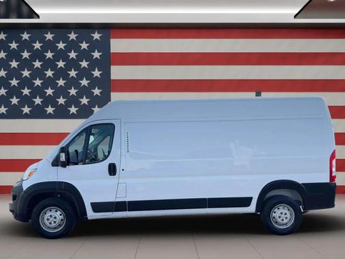 WHITE 2023 RAM ProMaster 2500 High Roof