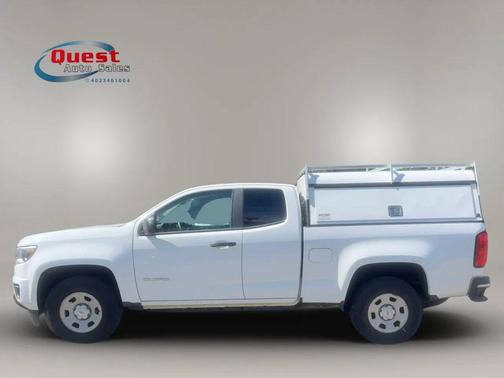 White 2017 Chevrolet Colorado WT