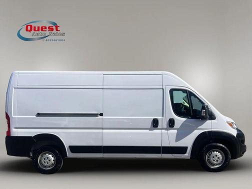 WHITE 2025 RAM ProMaster 2500 Tradesman