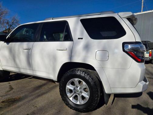 2017 Toyota 4Runner SR5 Premium