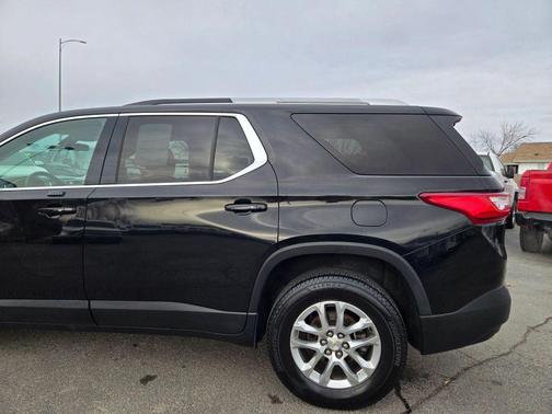 2018 Chevrolet Traverse LT Cloth