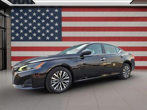 Black 2025 Nissan Altima 2.5 SV