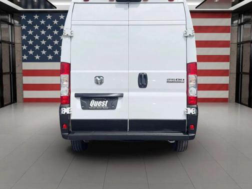 WHITE 2025 RAM ProMaster 2500 Tradesman