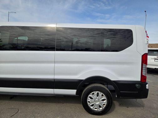 2024 Ford Transit-350 XLT