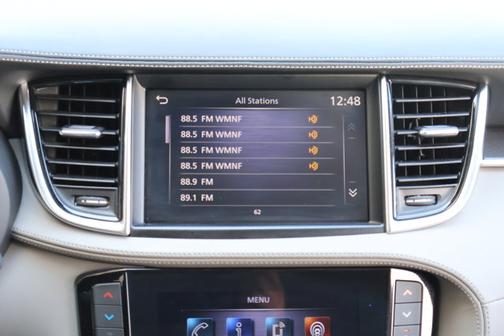 2023 INFINITI QX50 LUXE