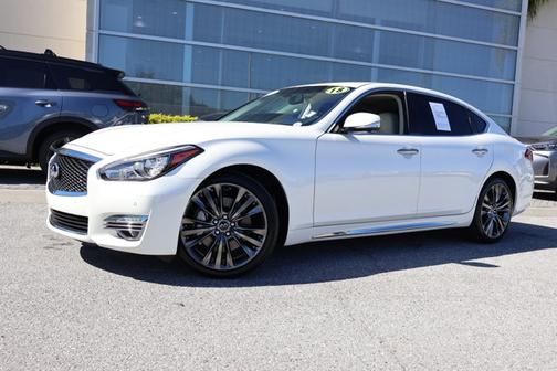 2018 INFINITI Q70L 3.7 LUXE