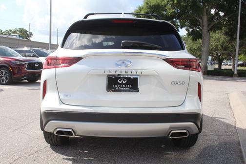 2025 INFINITI QX50 LUXE