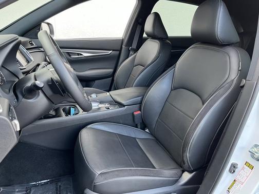 2025 INFINITI QX50 SPORT