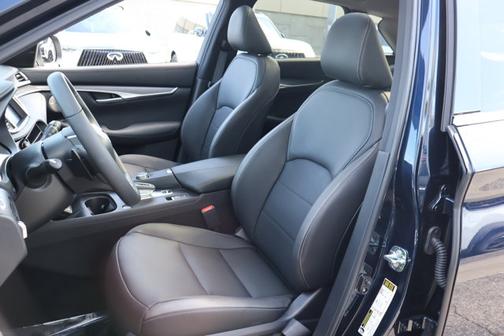 2025 INFINITI QX50 LUXE