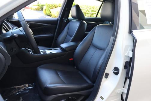 2022 INFINITI Q50 SENSORY