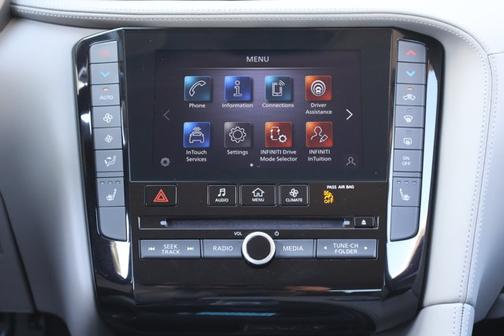 2025 INFINITI QX50 LUXE