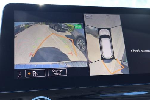 2022 INFINITI QX80 LUXE