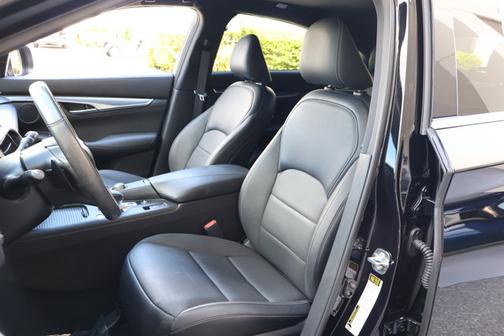 2022 INFINITI QX55 LUXE