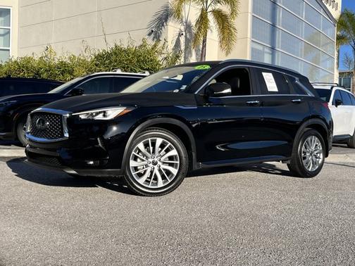 2025 INFINITI QX50 LUXE