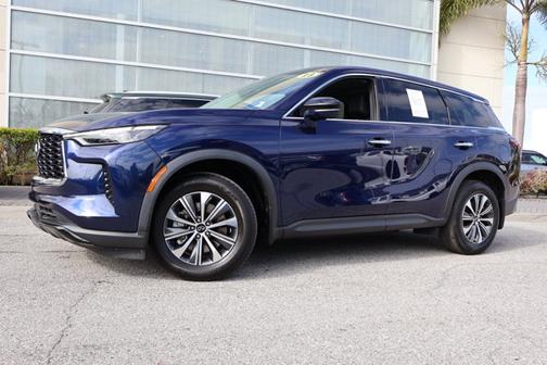 2023 INFINITI QX60 PURE