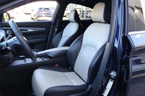 2023 INFINITI QX55 ESSENTIAL