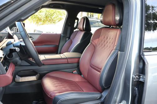 2025 INFINITI QX80 AUTOGRAPH