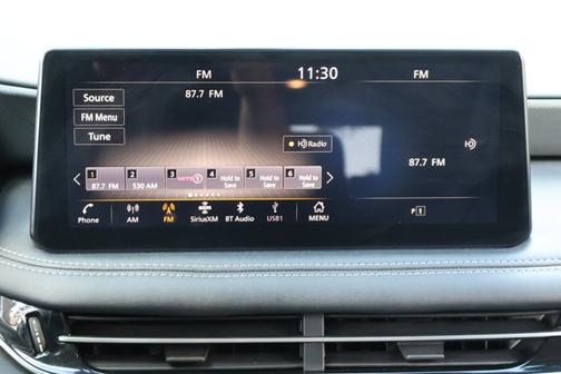 2022 INFINITI QX60 LUXE