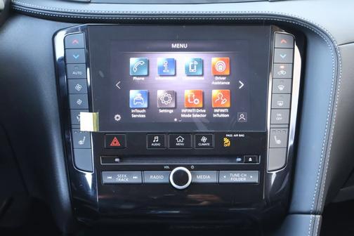 2025 INFINITI QX50 LUXE