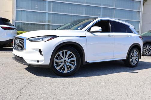 2025 INFINITI QX50 LUXE