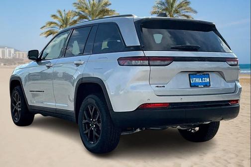 2025 Jeep Grand Cherokee Altitude