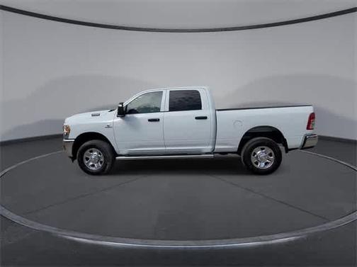 2024 RAM 2500 Tradesman Crew Cab 4x4 6'4' Box
