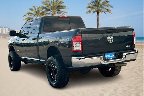 2020 RAM 2500 Tradesman Crew Cab 4X4 6'4' Box