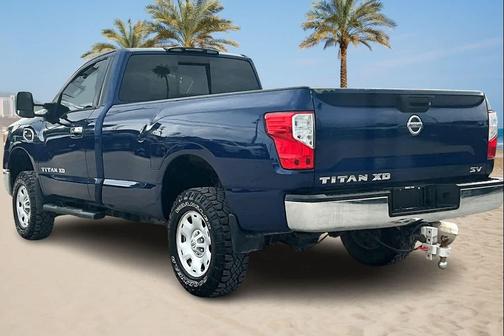 2017 Nissan Titan XD SV