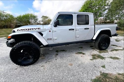 2022 Jeep Gladiator Mojave 4x4