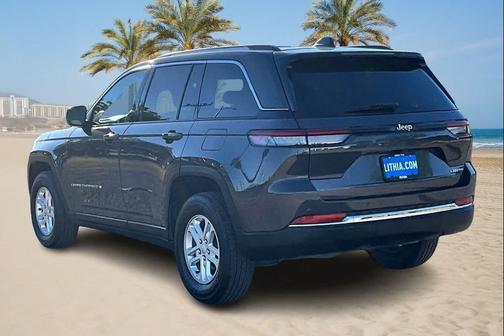 2023 Jeep Grand Cherokee Laredo