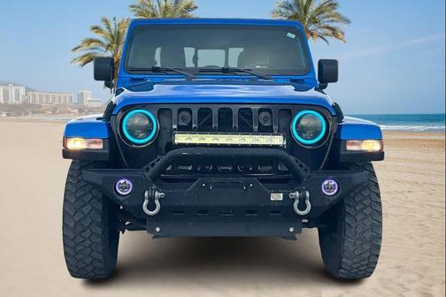 2021 Jeep Gladiator Willys 4x4