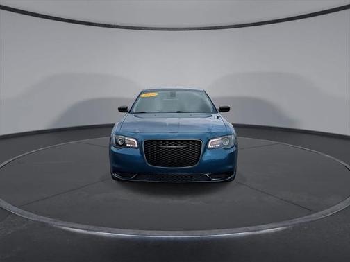 2020 Chrysler 300 Touring
