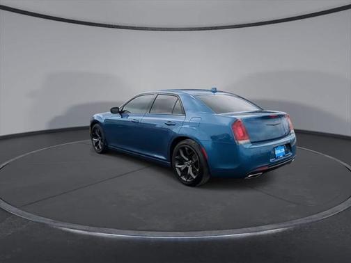 2020 Chrysler 300 Touring
