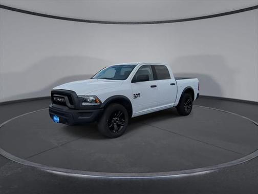 2024 RAM 1500 Classic Warlock Crew Cab 4x2 5'7' Box