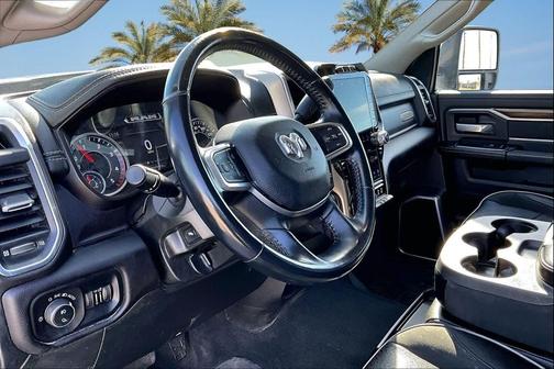 2024 RAM 2500 Laramie Crew Cab 4x4 6'4' Box