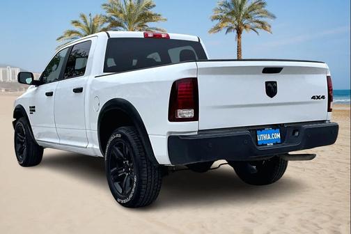 2024 RAM 1500 Classic Warlock Crew Cab 4x4 5'7' Box