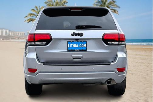 2021 Jeep Grand Cherokee Laredo