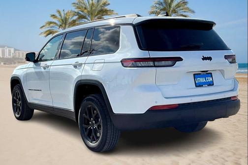 2025 Jeep Grand Cherokee L Altitude