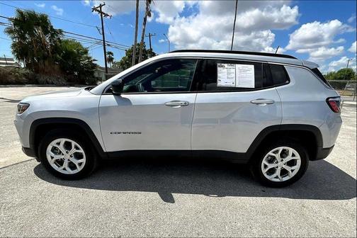 2024 Jeep Compass Latitude