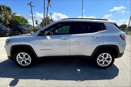 2025 Jeep Compass Latitude