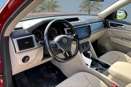 Fortana Red Metallic 2018 Volkswagen Atlas 3.6L SE