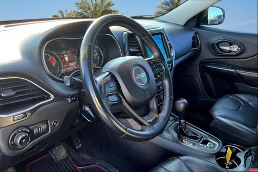 2019 Jeep Cherokee Trailhawk Elite