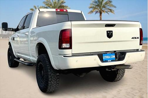2018 RAM 2500 Laramie Crew Cab 4x4 6'4' Box