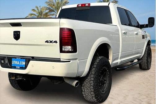 2018 RAM 2500 Laramie Crew Cab 4x4 6'4' Box
