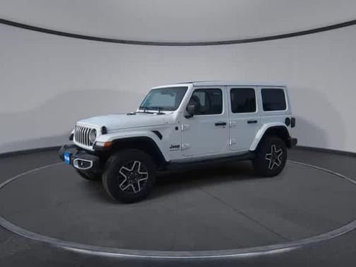 Bright White Clearcoat 2025 Jeep Wrangler 4-Door Sahara 4x4