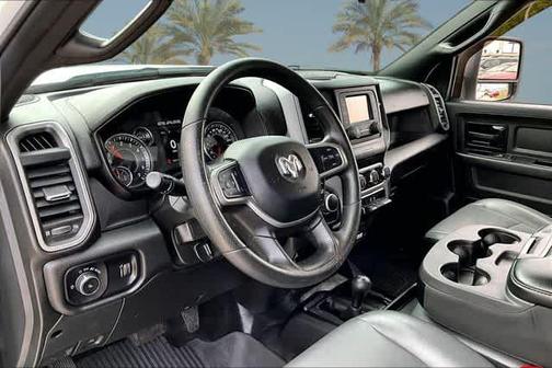 Bright White Clearcoat 2024 RAM 2500 Tradesman Crew Cab 4x4 6'4' Box