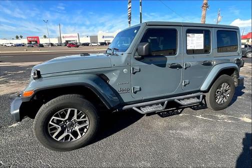 2024 Jeep Wrangler 4-Door Sahara 4x4