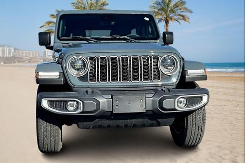 2024 Jeep Wrangler 4-Door Sahara 4x4