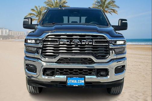 2025 RAM 2500 Tradesman Crew Cab 4x4 6'4' Box